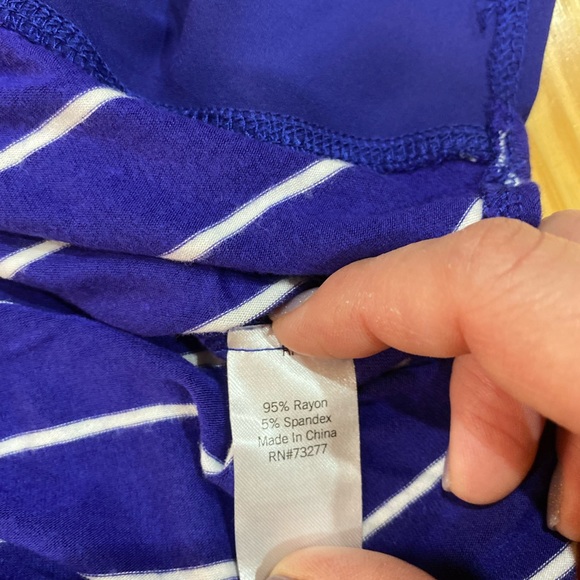 Apt 9 Shirt‎ - Picture 5 of 5